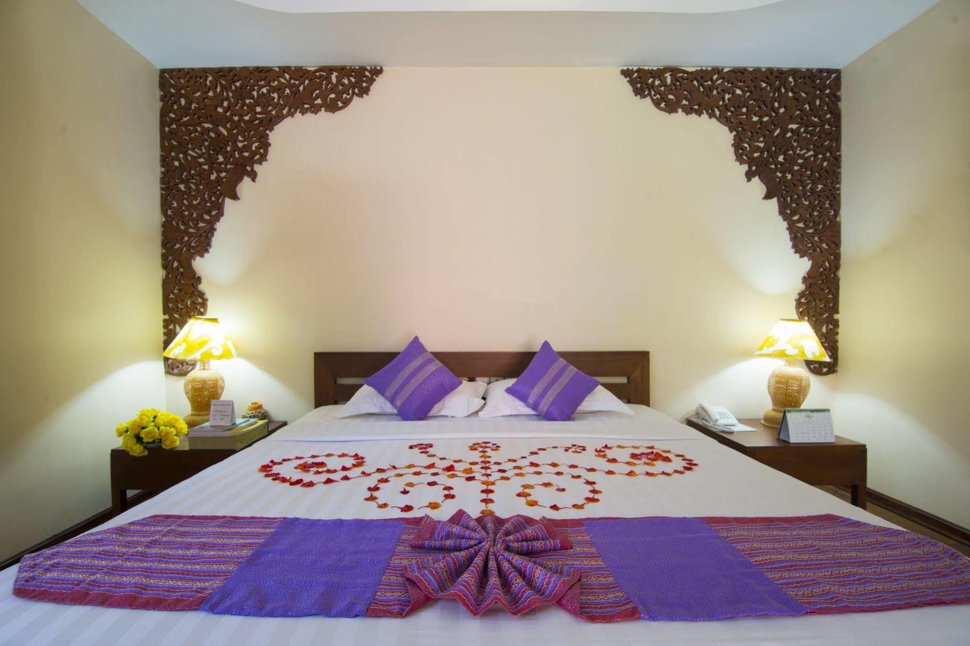 Bawga Theiddhi Hotel Bagan Buitenkant foto